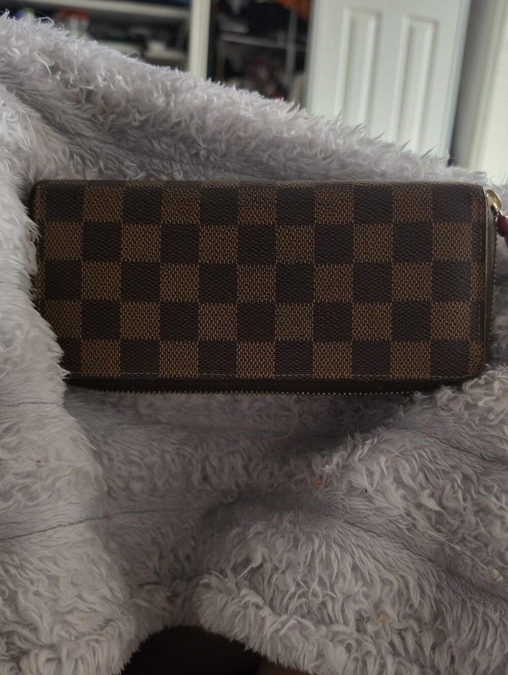 Brown Checkerboard Zip Wallet - Unbranded
